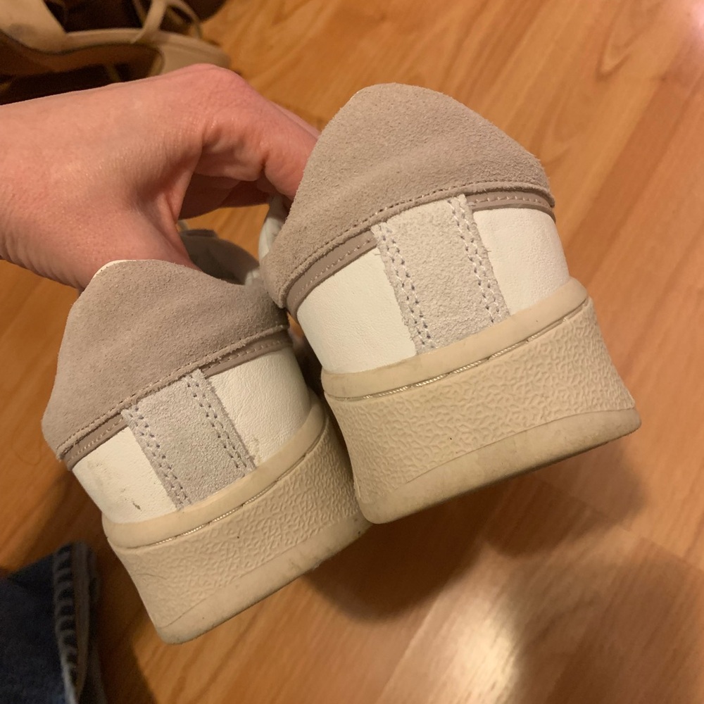 Gola Dropshot White and Tan Sneakers size 8 - Picture 4 of 5